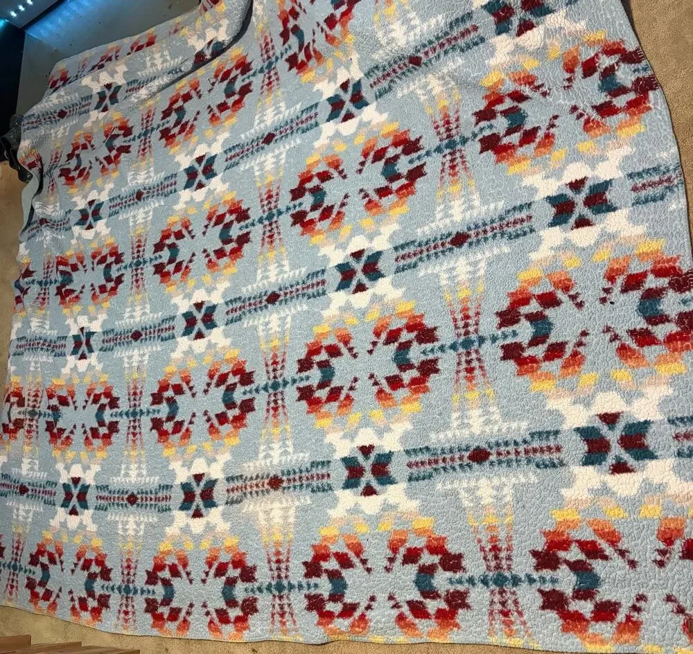 Pendleton Queen Sherpa Fleece Blanket Legend Lake Aqua Blue Aztec Southwest